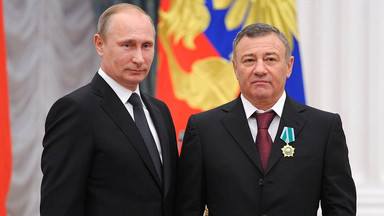 Najbliższy przyjaciel prezydenta Rosji twierdzi, że pałac Putina należy do niego