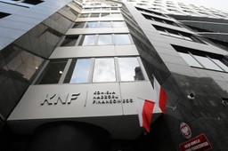 Gdy zawodzą szumidła: Kim są i w co grają główni bohaterowie afery KNF