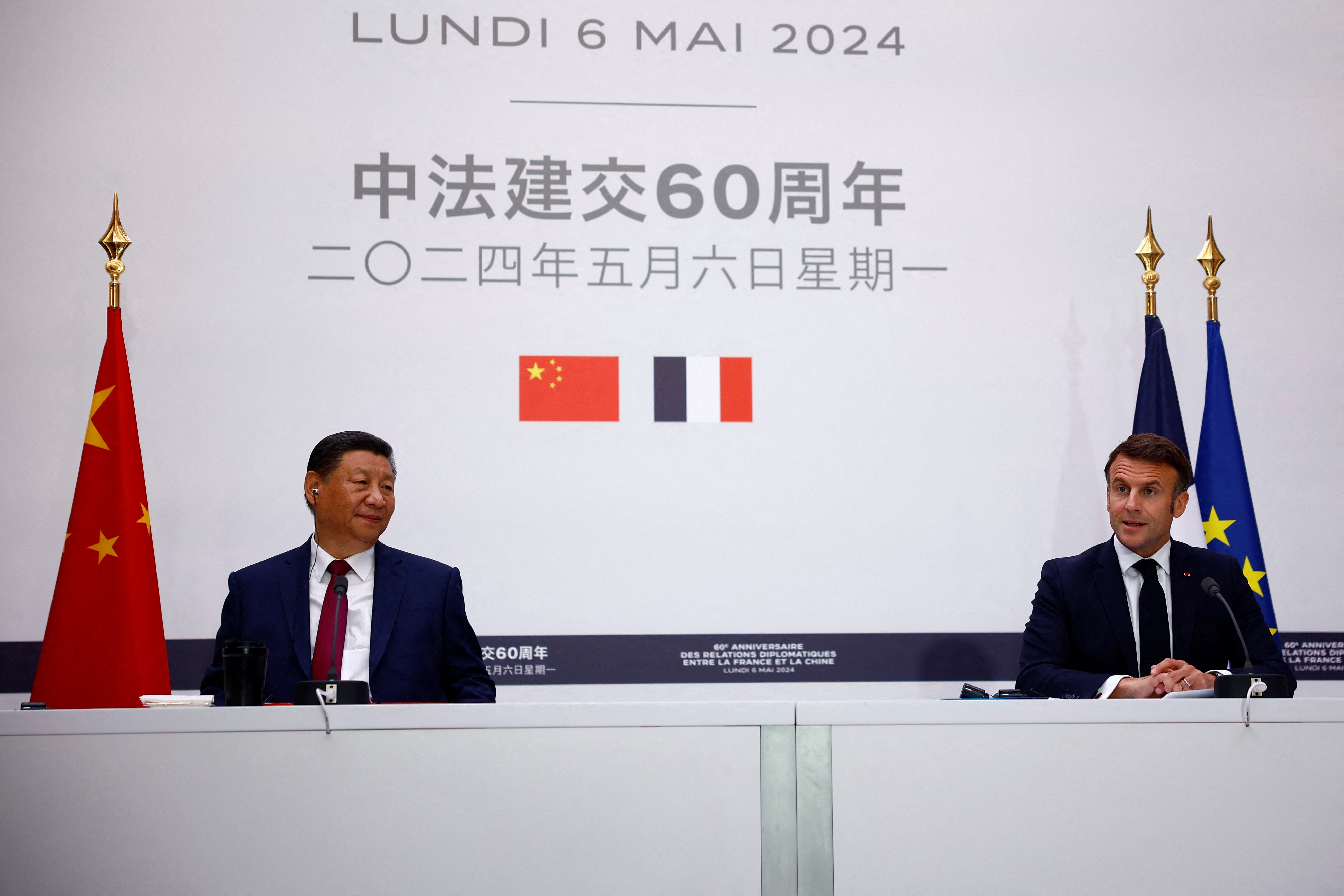 Macron arrive en Chine avec 35 patrons pour défendre l'Europe