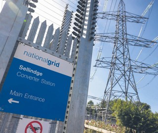 Mieszkańcy Wielkiej Brytanii bezradnie patrzą na rachunki za energię