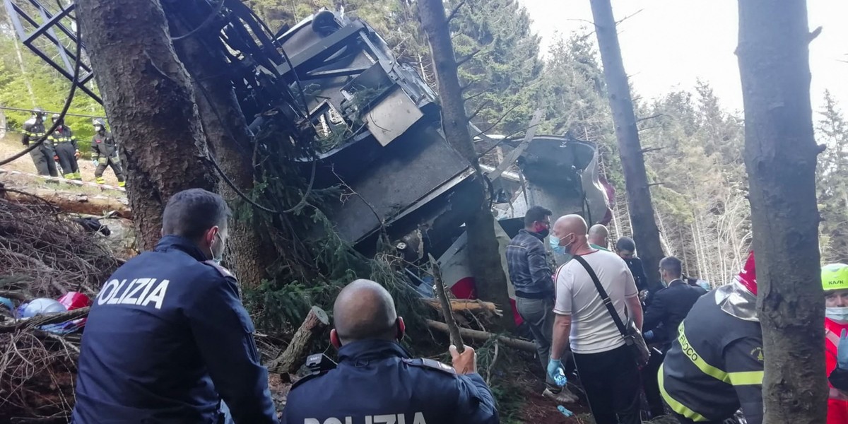 Tragiczny bilans wypadku kolejki górskiej Piemoncie wynosił w niedzielę wieczór 14 osób.