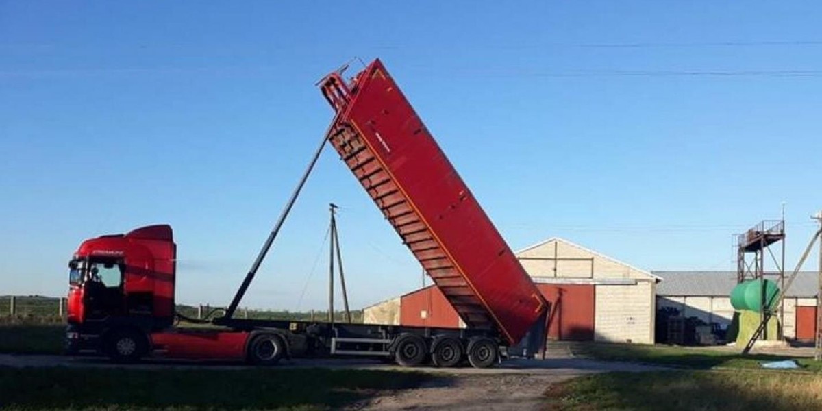 Tragedia w Kędrzynie. Prąd zabił kierowcę