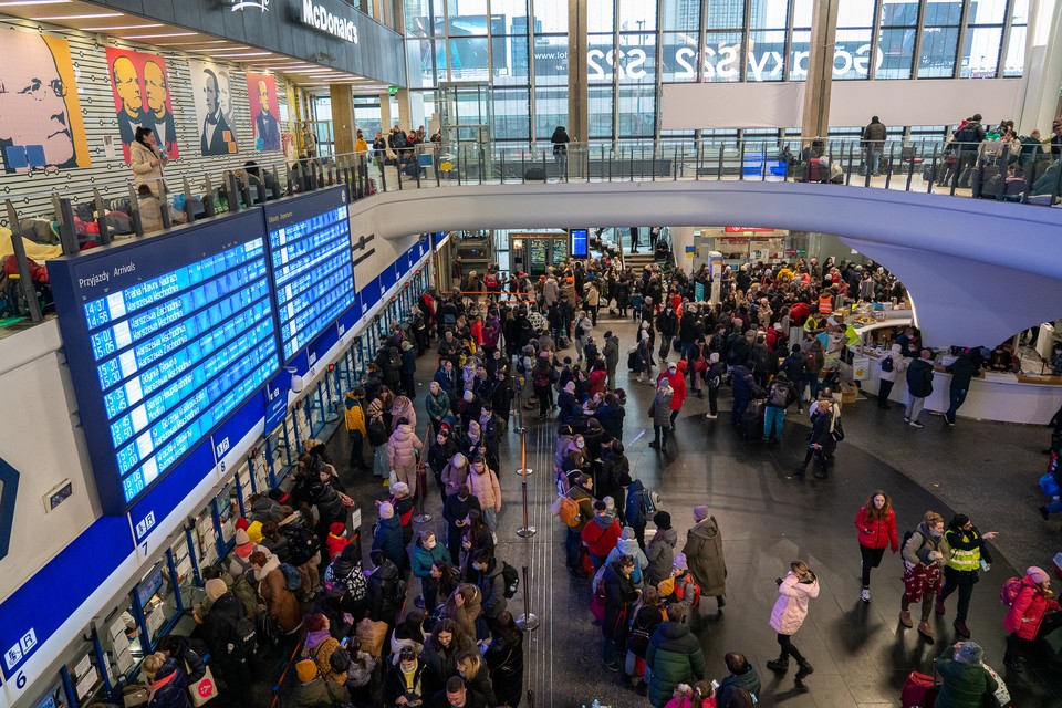 Trudna sytuacja na Dworcu Centralnym w Warszawie