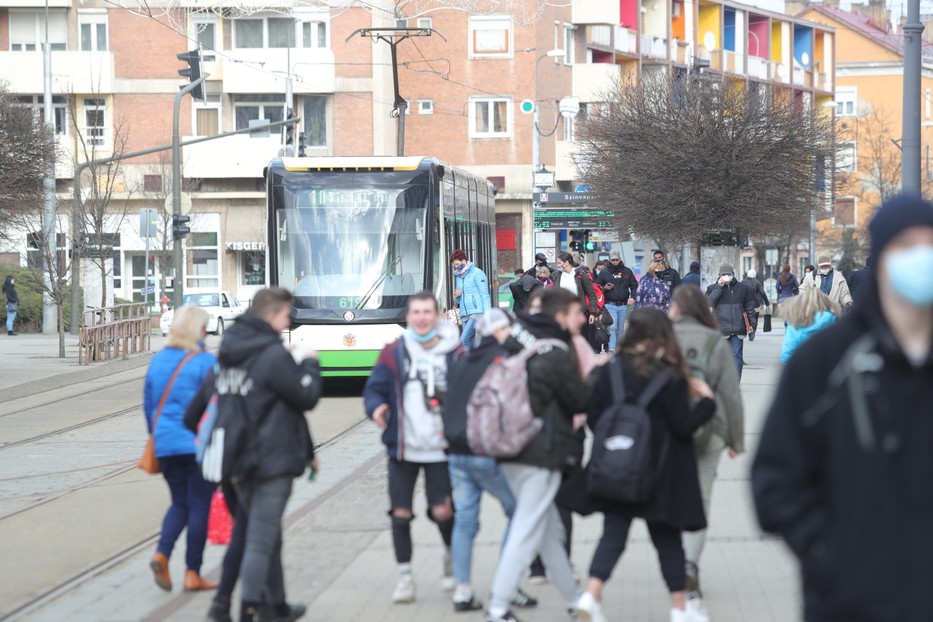 A nagyvárosokban mindenhol rossza levegő, de Magyarországon Miskolcon a legrosszabb. Az ott élők mégsem aggódnak a férfiasság miatt / Fotó: Varga Imre
