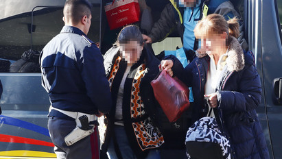 Hazaérkeznek a súlyos sérültek Veronából - a Honvéd Kórház fogadja őket