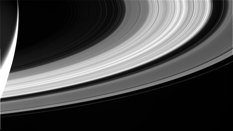 Pierścienie Saturna. Zdjęcie z sondy Cassini
