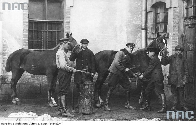 PRZEDWOJENNI POLSCY POLICJANCI