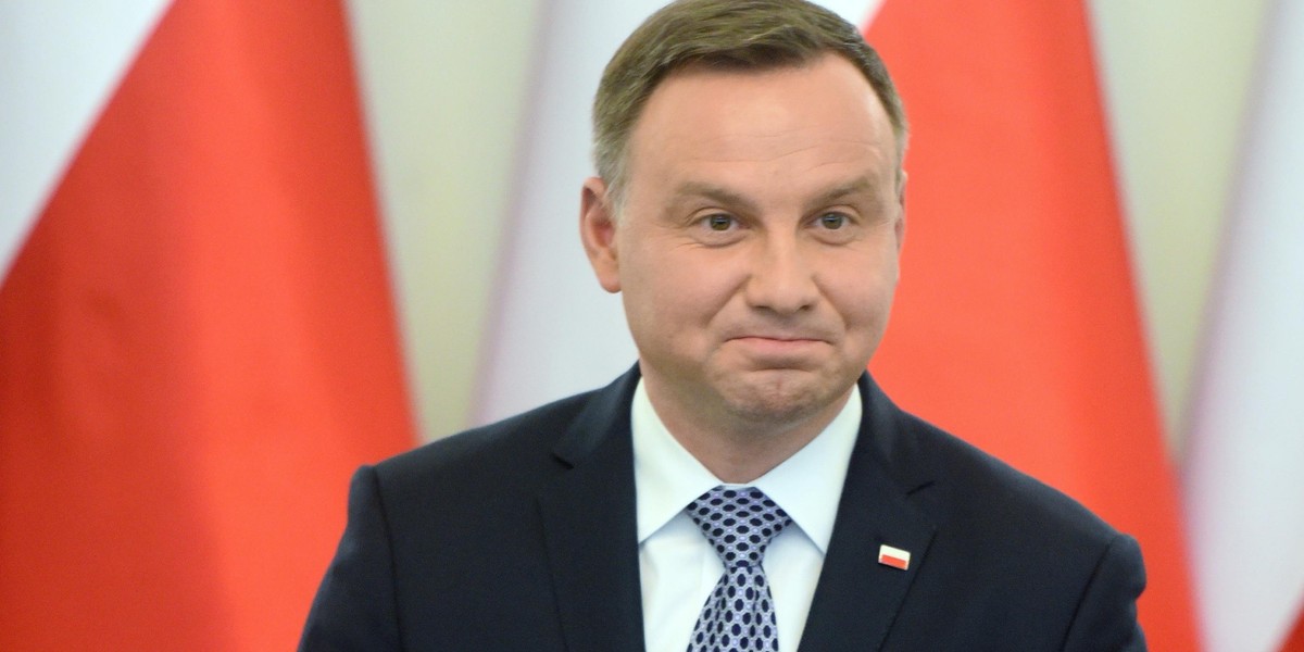 Andrzej Duda ma własną kolędę. Zaśpiewano ją przed Pałacem Prezydenckim