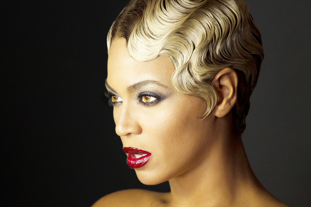 Beyoncé chce być jak Madonna – "kobieta-czołg, która ma własne imperium"