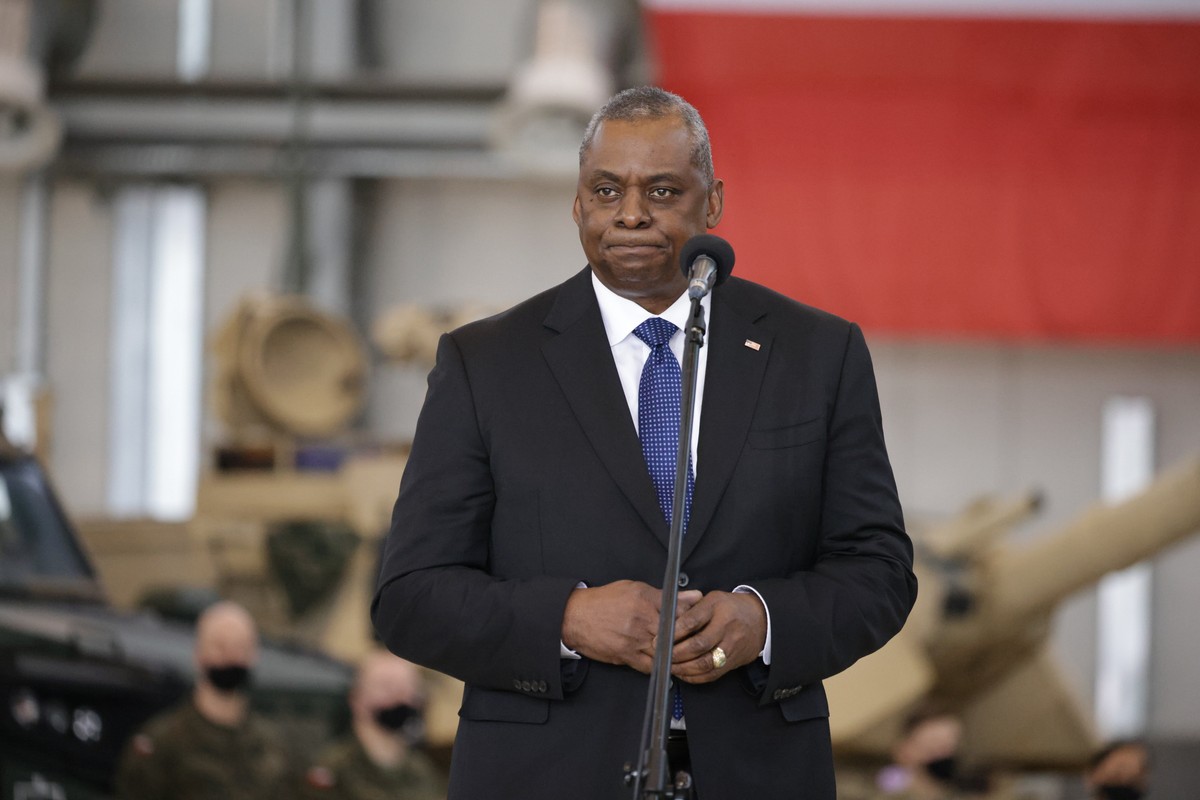 Sekretarz Obrony USA Lloyd Austin w Bazie Lotniczej w Powidzu