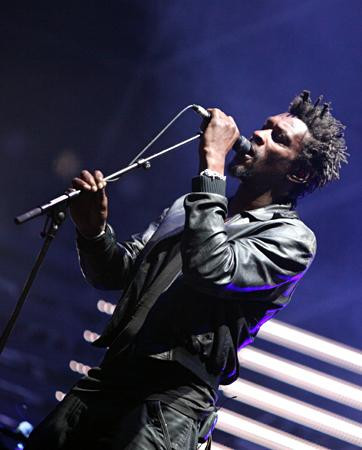 Drugi dzień Open'era 2010: Massive Attack, Grace Jones, Empire Of The Sun i inni