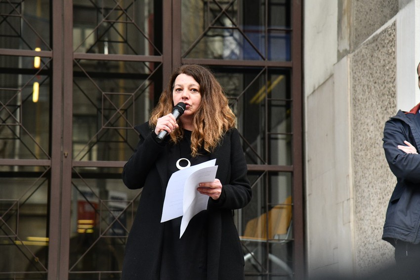 Protest ispred Apelacionog suda zbog oslobađajuće presude za ubistvo Slavka Ćuruvije