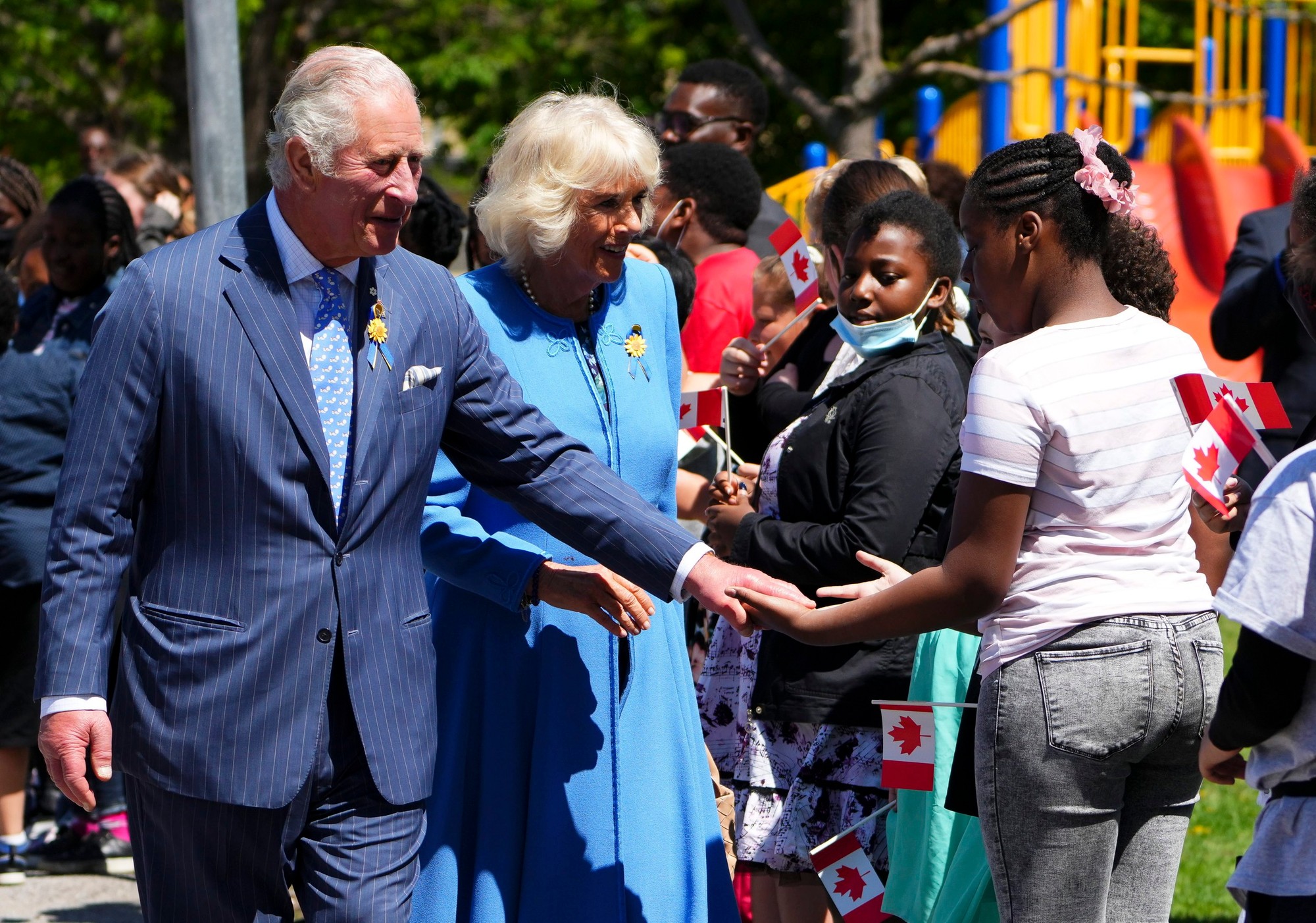 Britský princ Charles a jeho manželka Camilla, vojvodkyňa z Cornwallu.