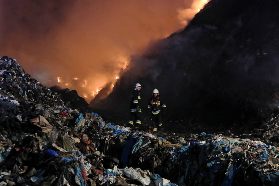 Pożar na sortowni odpadów w Studziankach. 5 czerwca 2019 r.