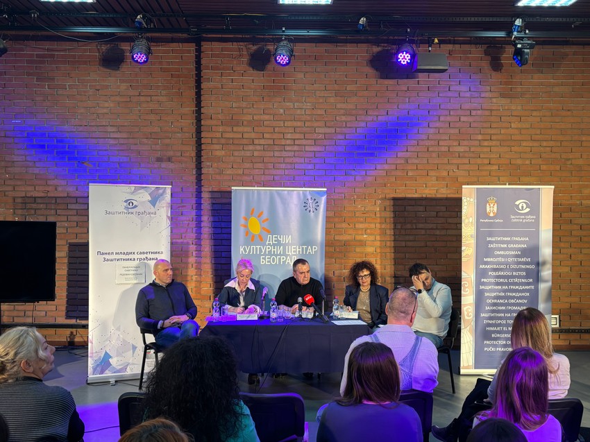 Okrugli sto o radnoj verziji Zakona o zabrani mobilnih telefona u školama