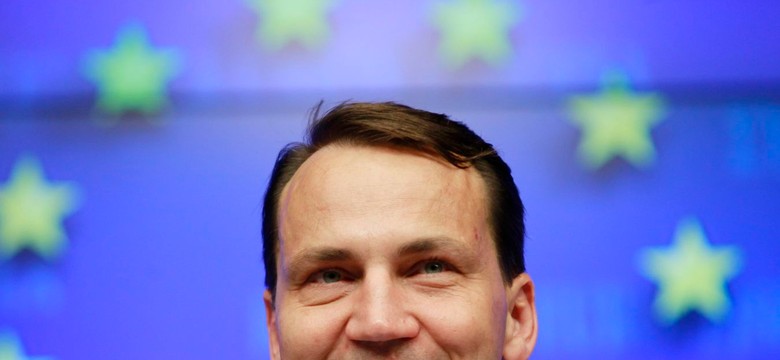 Sikorski znów zastąpi Ashton. Na początek w Indiach