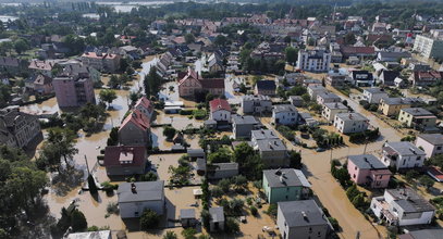 Gdzie sytuacja jest najbardziej niepokojąca? Oczy hydrologów zwrócone w jedno miejsce [RELACJA LIVE]