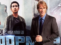 Michael Bay już się nie bawi Transformersami