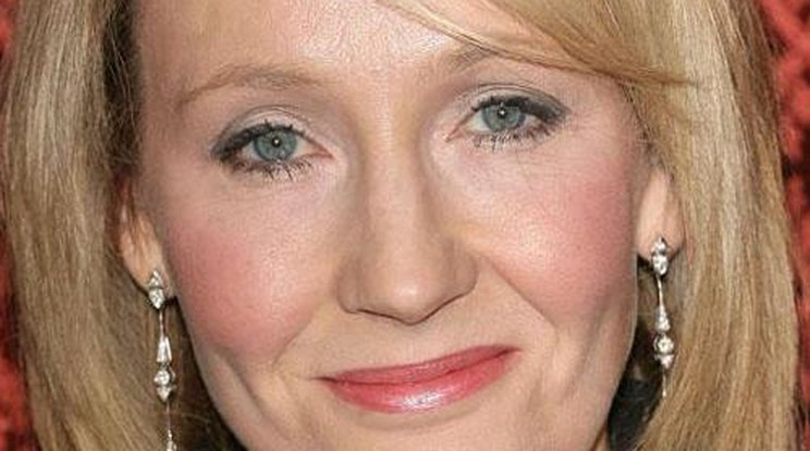 J.K.Rowling felvette a kesztyűt, beszólt a kommentelőnek