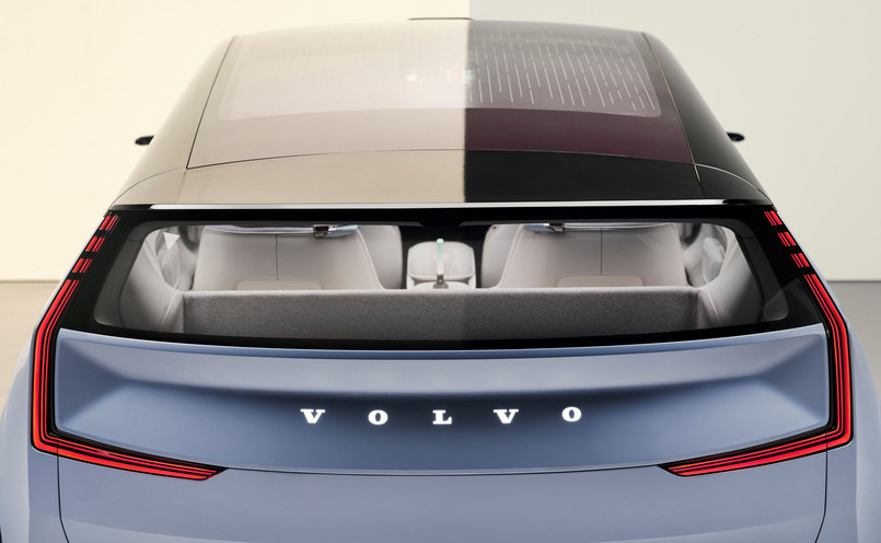 Volvo Concept Recharge.