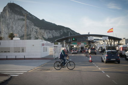 Porozumienie "za pięć dwunasta". Gibraltar pozostaje terytorium brytyjskim, ale będzie w strefie Schengen