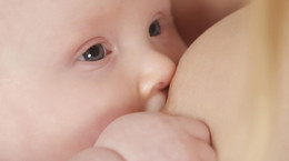 Ulewanie u noworodka - na czym polega i jak mu zapobiec?