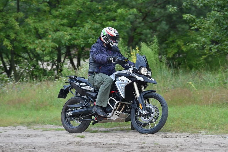 BMW F800GS w terenie