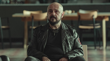 Arkadiusz Jakubik zdradził kulisy nagrań sceny erotycznej w serialu Netfliksa. "Kompletny absurd"