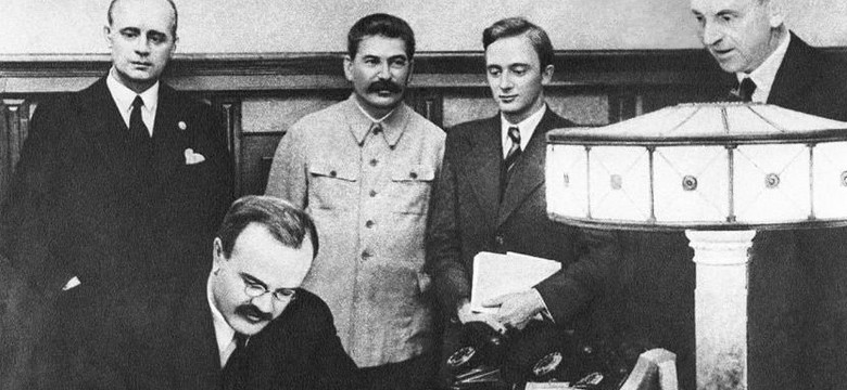 80. rocznica paktu Ribbentrop-Mołotow. Polska i 4 inne kraje wzywają Europę do "moralnego i materialnego wsparcia"