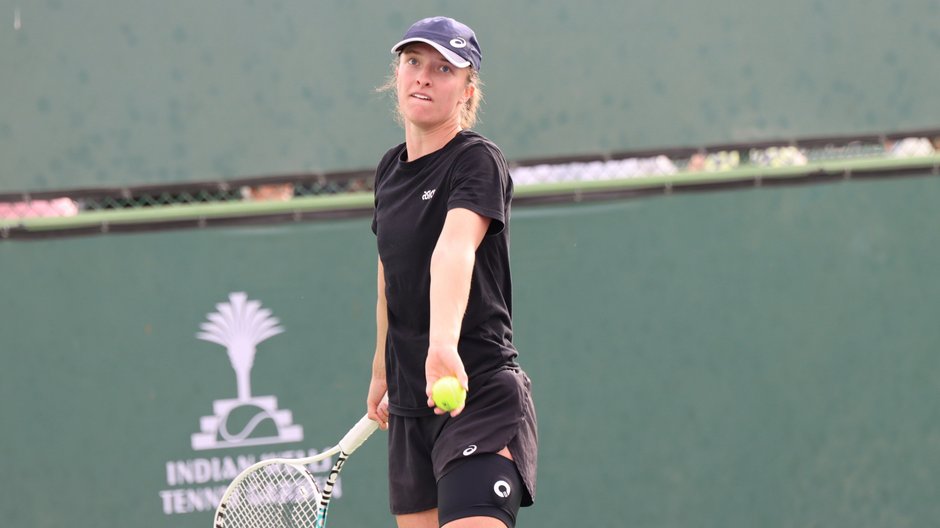 Iga Świątek podczas treningu przed tenisowym turniejem WTA w Indian Wells