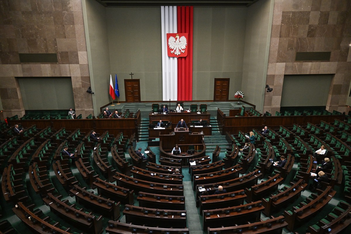 Warszawa, 06.03.2024. Posłowie na sali obrad Sejmu w Warszawie