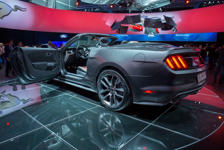 Ford mustang