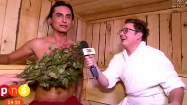 Dawno niewidziany Ivan Komarenko udziela wywiadu w saunie