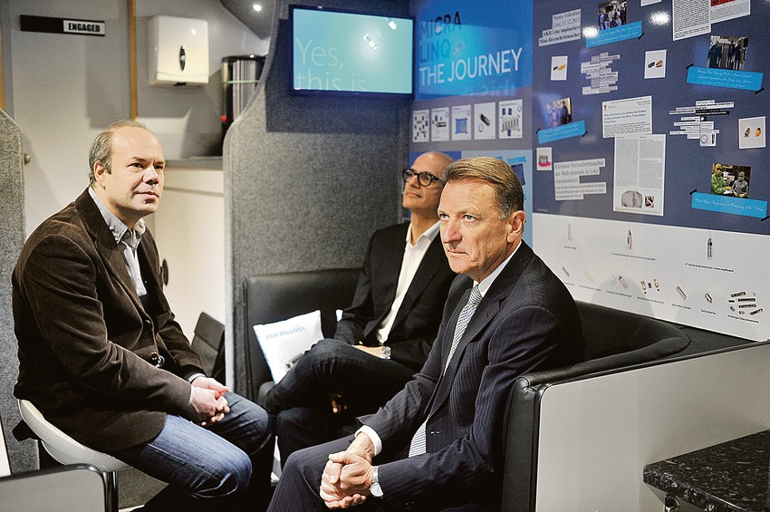 Inovacije: Lekari u pokretnoj jedinici za ugradnju pesmejkera