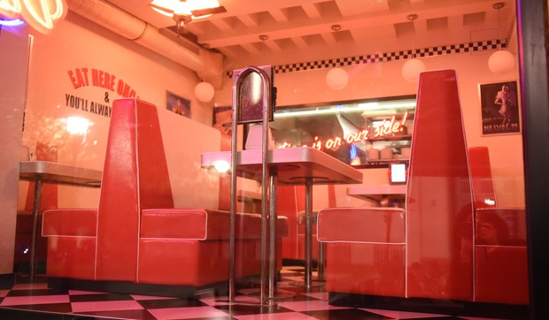 Kafić - ilustracija