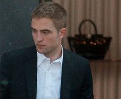 Robert Pattinson ma nową dziewczynę – to córka Seana Penna