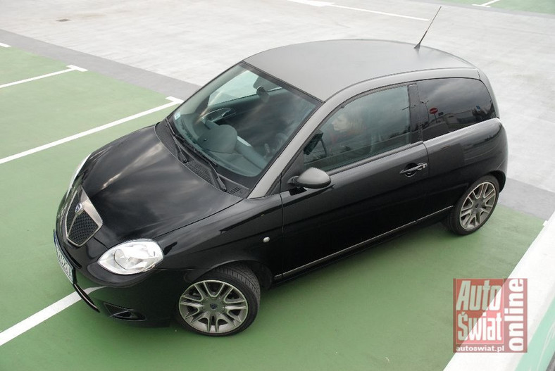 Lancia Ypsilon