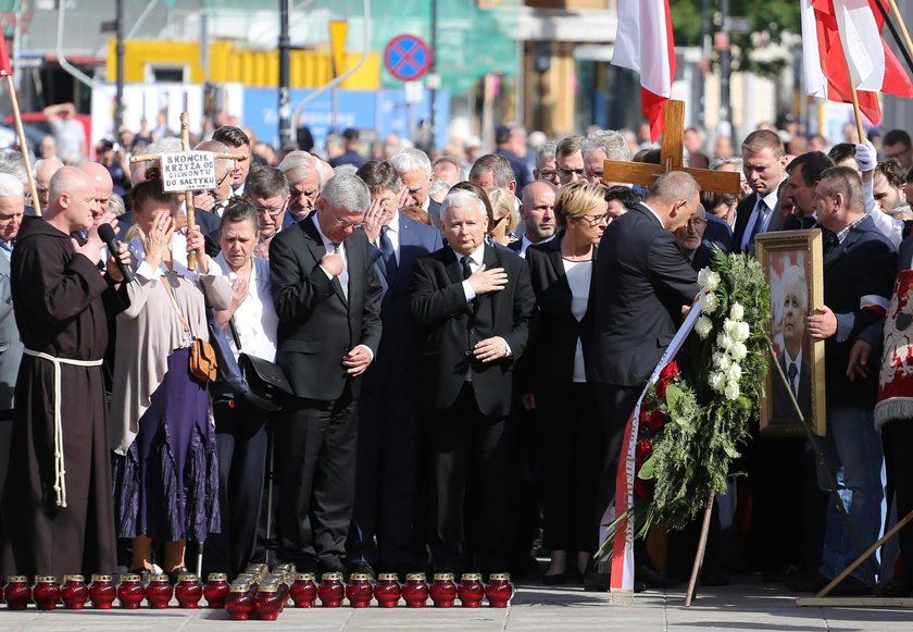 Frasyniuk dla Onetu: Kaczyński buduje system autorytarny 