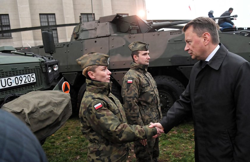 Szef MON obchodzi 100-lecie niepodległości