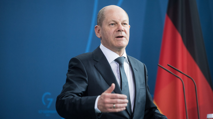 Kijev polgármestere az ukrán főváros delegációjának tagjaként küldte el testvérét, hogy az ukrajnai háborús helyzetrőll tárgyaljon Olaf Scholz német kancellárral / Fotó: EPA/Steffi Loos / POOL