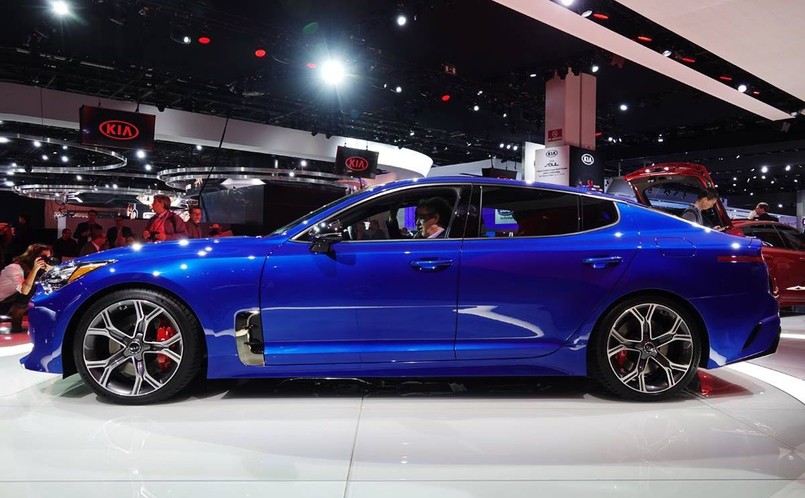 Kia stinger