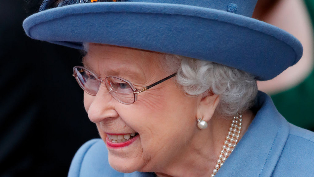 Koronawirus: Wielka Brytania. Królowa uczy się korzystać z komunikatorów