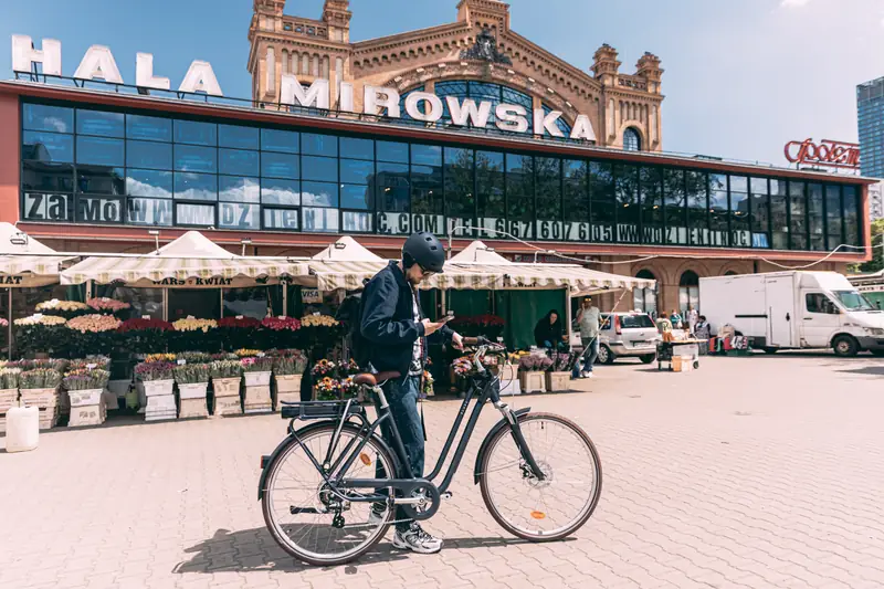 Hala Mirowska, najlepsze owoce i warzywa w mieście, foto: Piotr &quot;Kaczy&quot; Kaczor