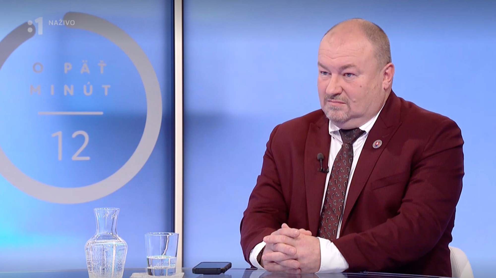 Poslanec Rudolf Huliak v STVR.