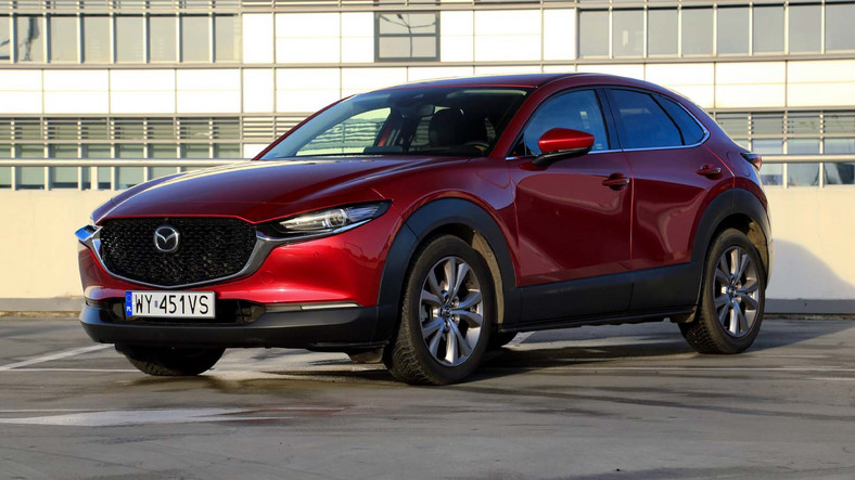 Mazda: 5 akcji, 4081 aut