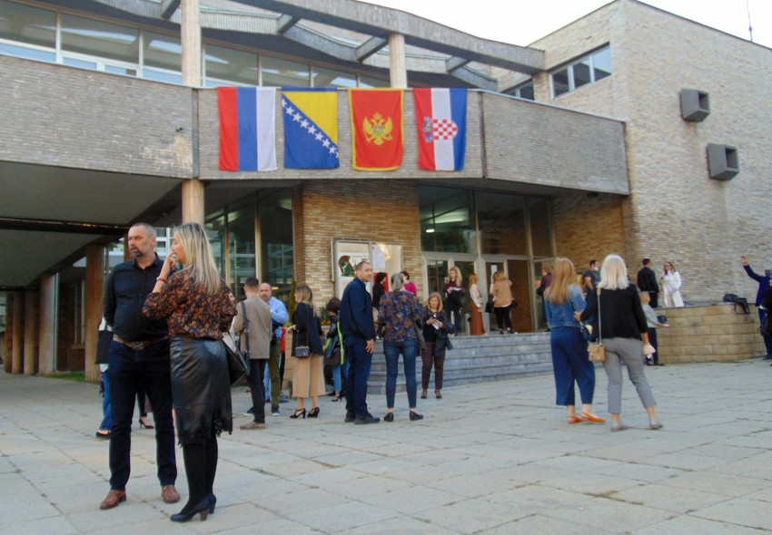 Festival bez prevoda: Zgrada Narodnog pozorišta u Užicu večeras