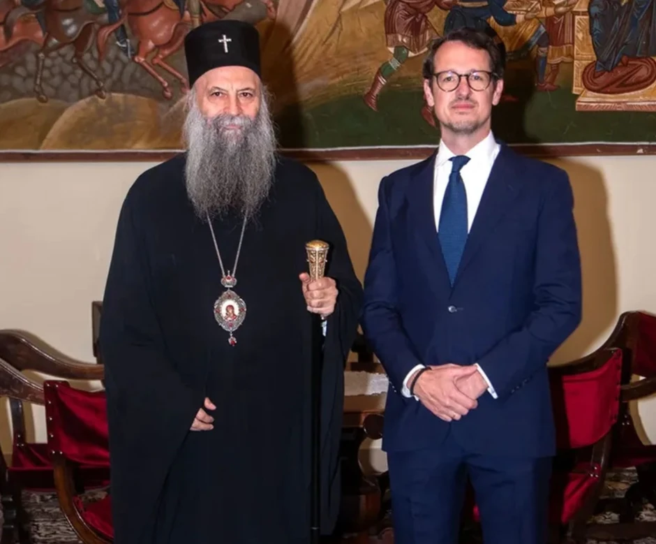 Princ Filip priredio večeru za patrijarha Porfirija i arhijereje u Kraljevskom dvoru