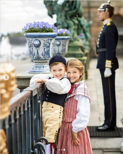 Księżniczka Stella i książę Oscar na Instagramie