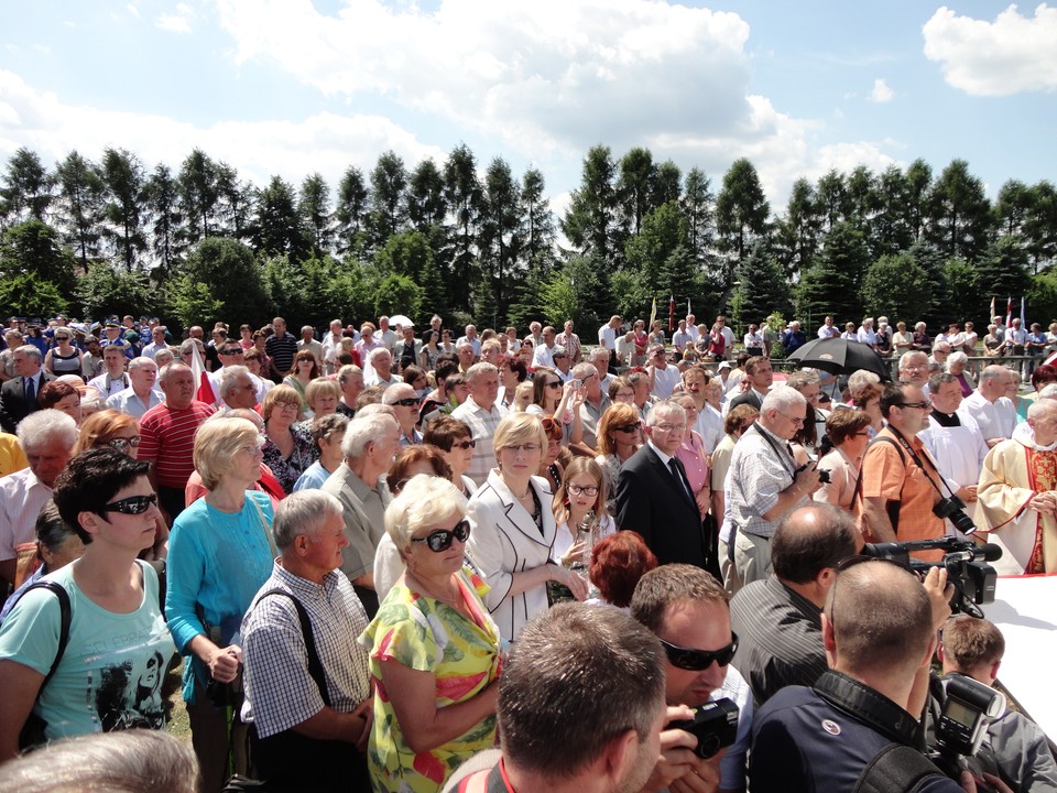 Pomnik katastrofy smoleńskiej w Kałkowie-Godowie, fot. Norbert Litwiński/Onet