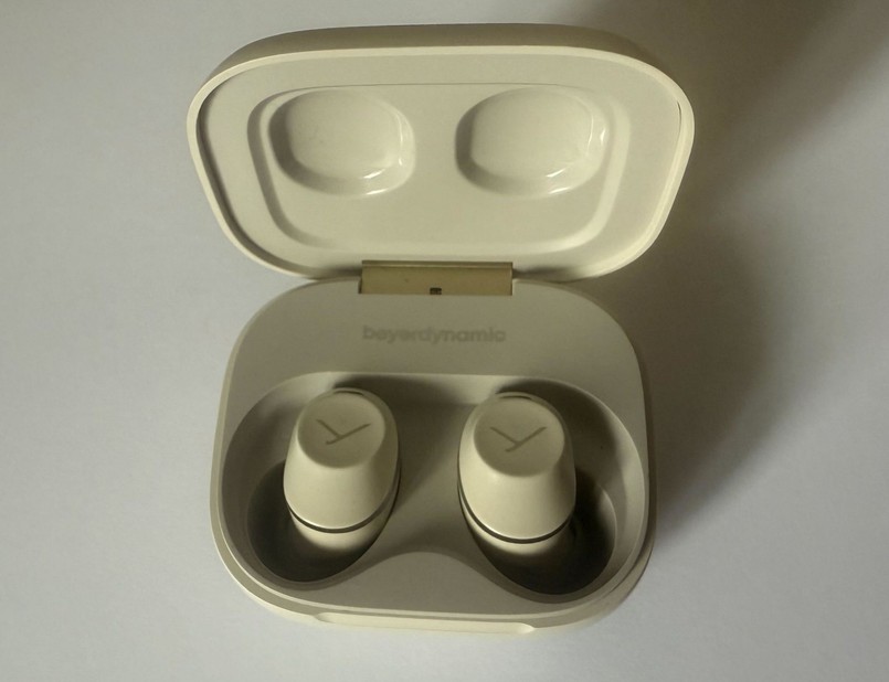 Beyerdynamic Amiron 300